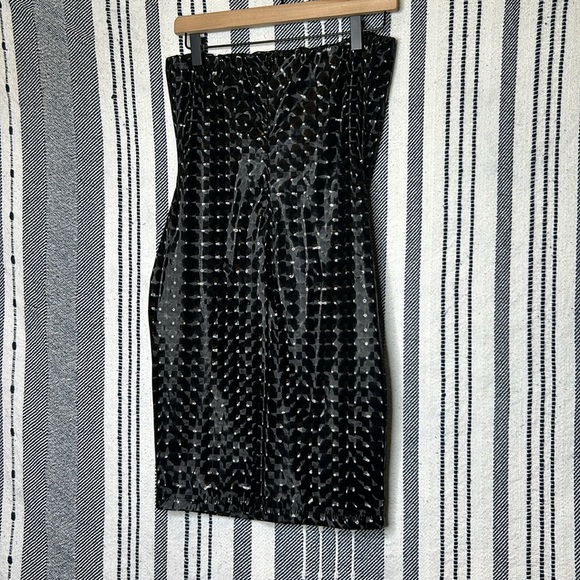 Akira Own The Night Mini Dress - Picture 7 of 8